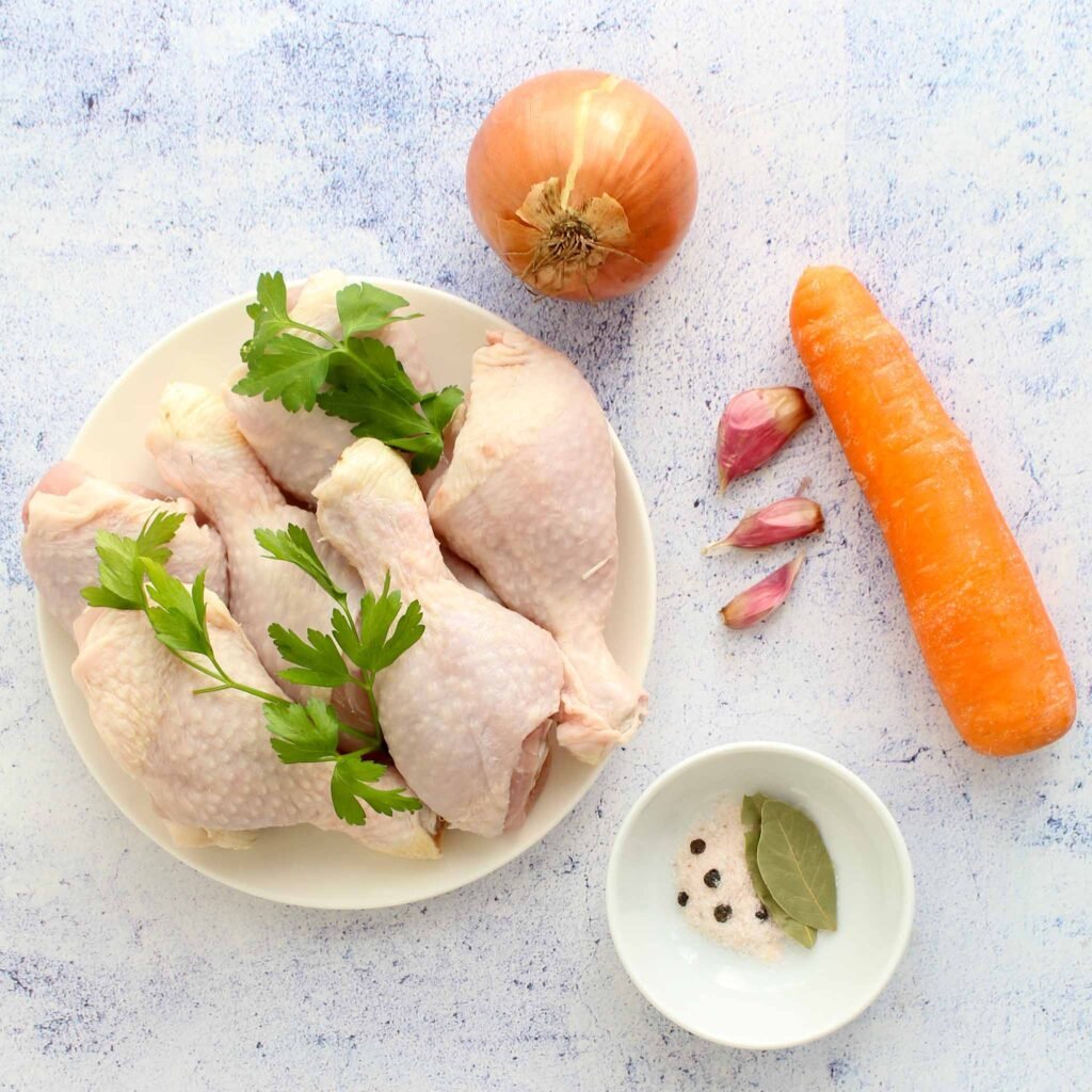 cho gà đá uồng mật ong cho gà đá uồng mật ong